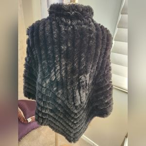 Faux fur women's poncho